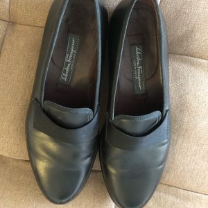 Ferragamo leather loafer